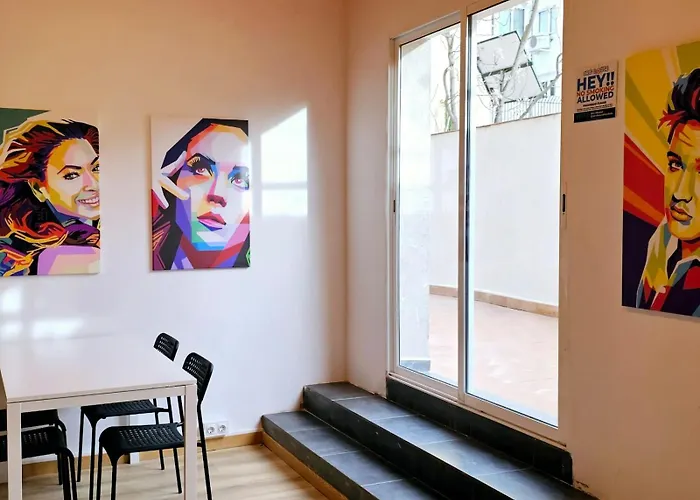 Arc House Pop Art Hostel Madrid