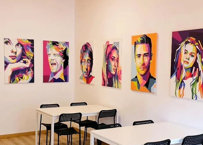 Arc House Pop Art Hostel Madrid
